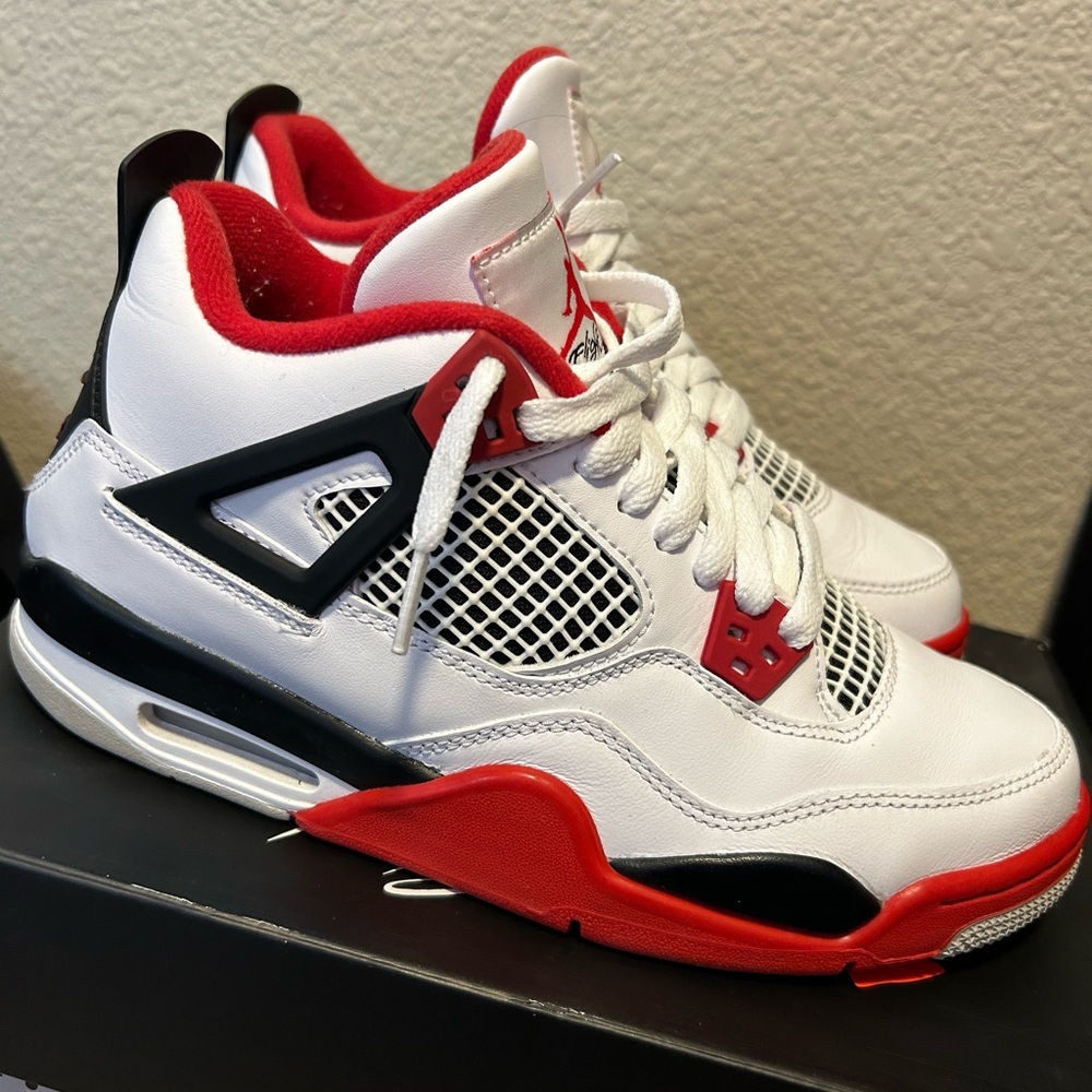 Air Jordan Retro 4 GS